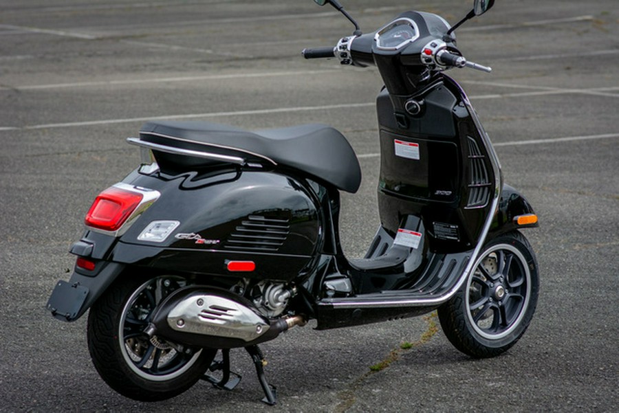 2023 Vespa GTS Super 300