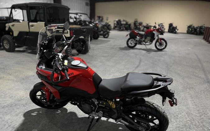 2025 Ducati Multistrada V2