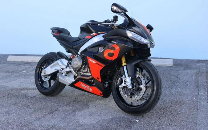 2023 Aprilia RS 660