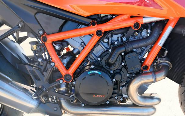 2026 KTM 1390 SUPER DUKE R EVO