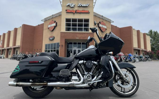 2019 Harley-Davidson® FLTRX Road Glide® Vivid Black 656104