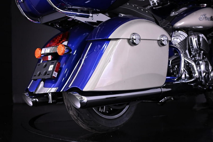 2024 Indian Motorcycle® Roadmaster® with Powerband Audio Package Spirit Blue Metallic/Silver Quartz