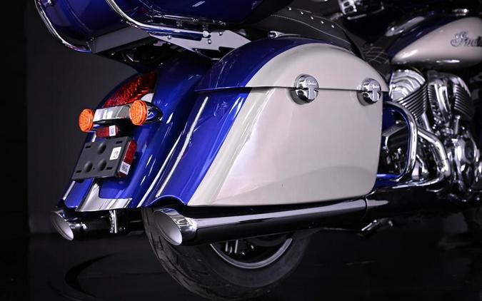 2024 Indian Motorcycle® Roadmaster® with Powerband Audio Package Spirit Blue Metallic/Silver Quartz