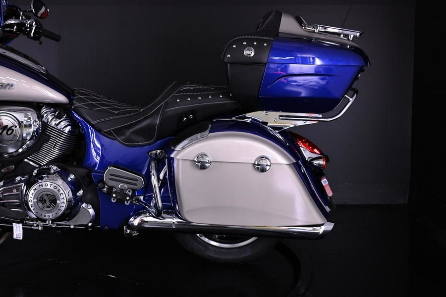 2024 Indian Motorcycle® Roadmaster® with Powerband Audio Package Spirit Blue Metallic/Silver Quartz