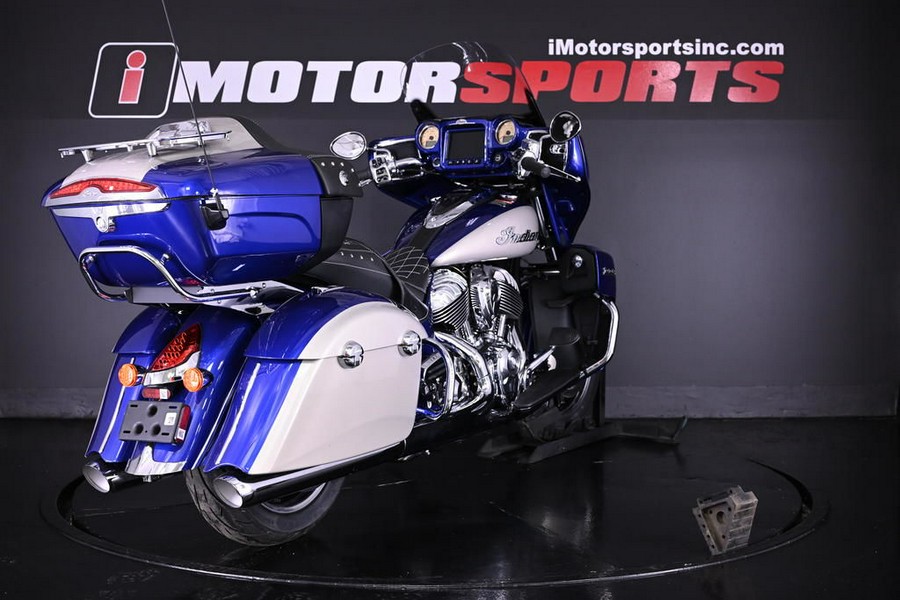 2024 Indian Motorcycle® Roadmaster® with Powerband Audio Package Spirit Blue Metallic/Silver Quartz