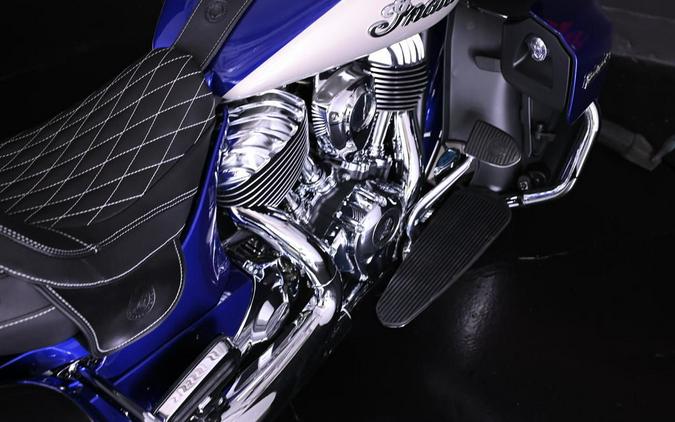 2024 Indian Motorcycle® Roadmaster® with Powerband Audio Package Spirit Blue Metallic/Silver Quartz