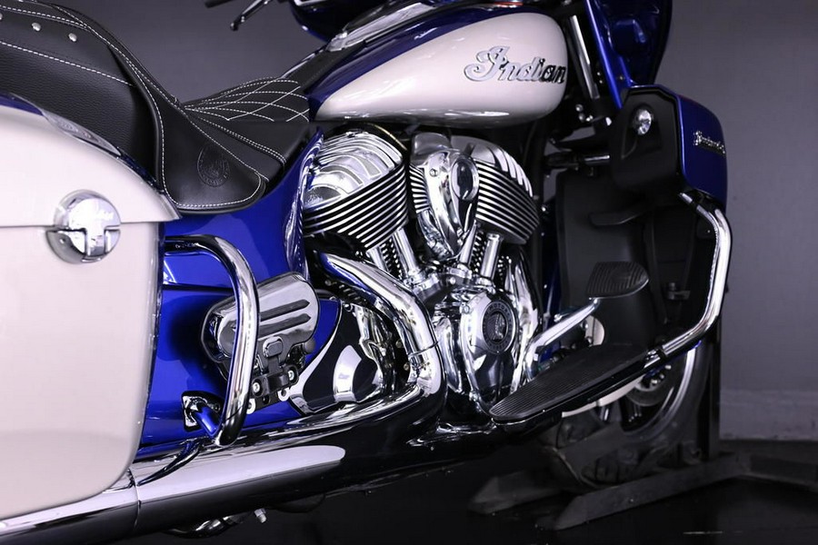 2024 Indian Motorcycle® Roadmaster® with Powerband Audio Package Spirit Blue Metallic/Silver Quartz