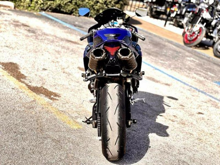 2009 Yamaha YZF-R1