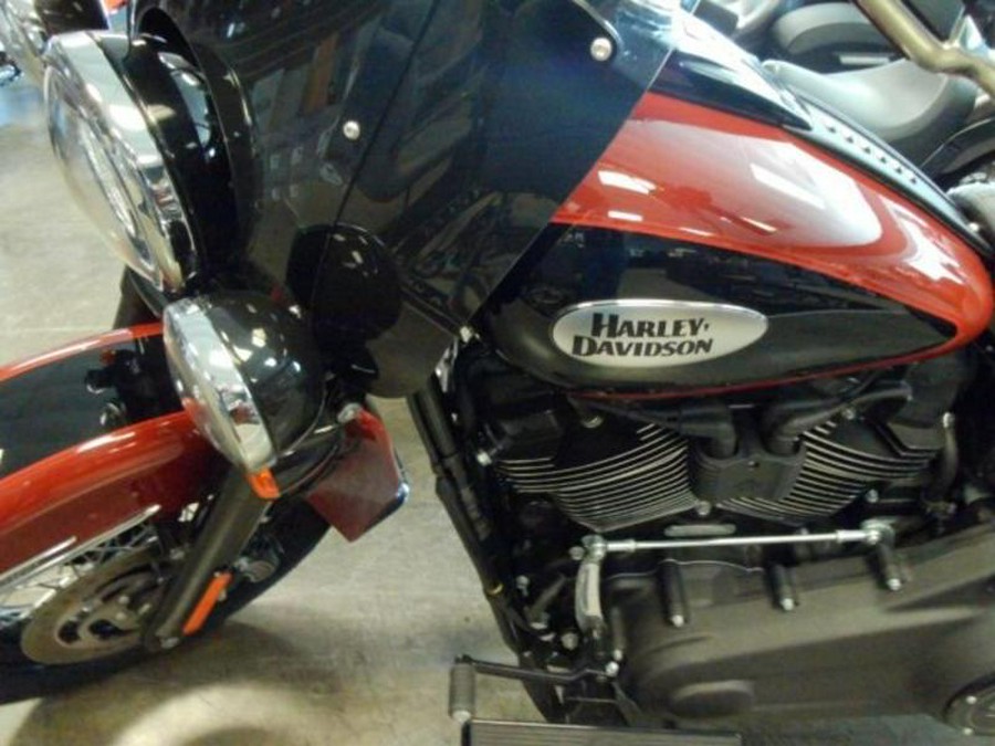 2024 Harley-Davidson® FLHCS 114