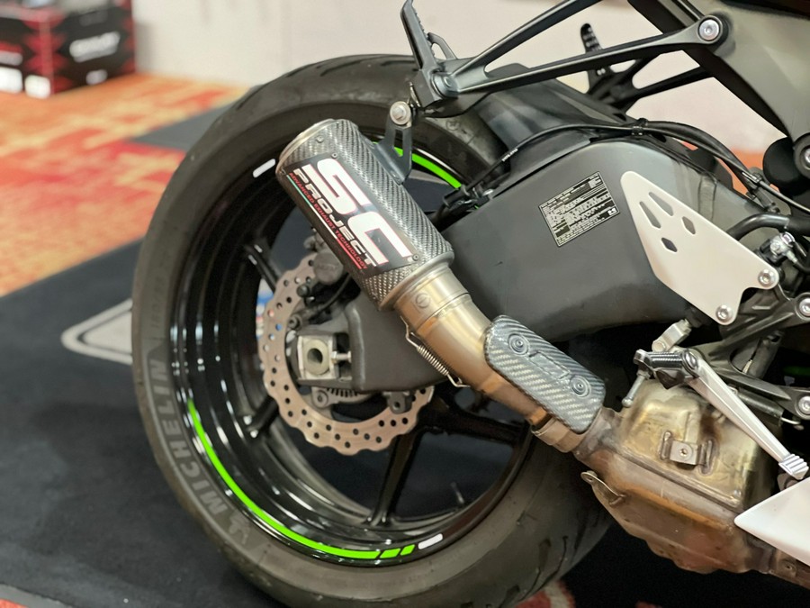 2021 Kawasaki Ninja ZX-6R ABS KRT Edition