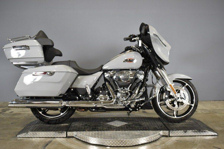 2024 Harley-Davidson Street Glide FLHX