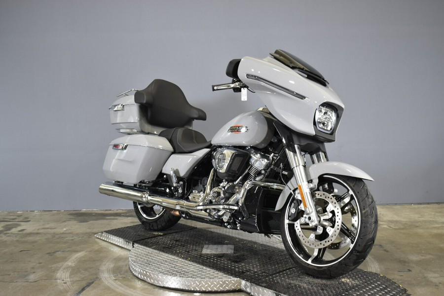 2024 Harley-Davidson Street Glide FLHX
