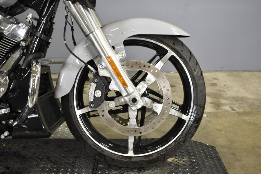 2024 Harley-Davidson Street Glide FLHX