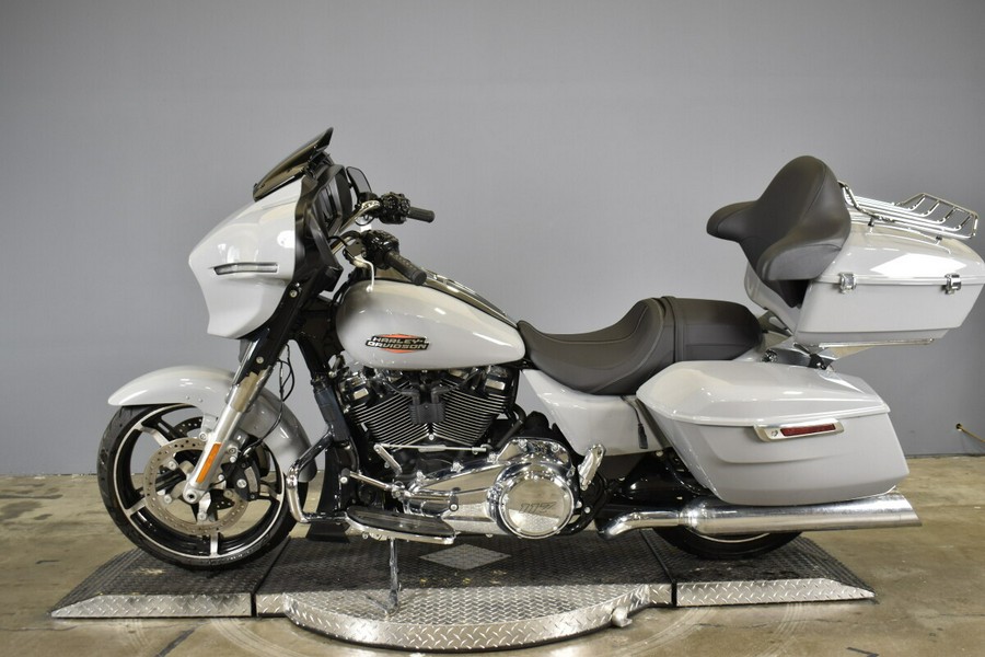 2024 Harley-Davidson Street Glide FLHX