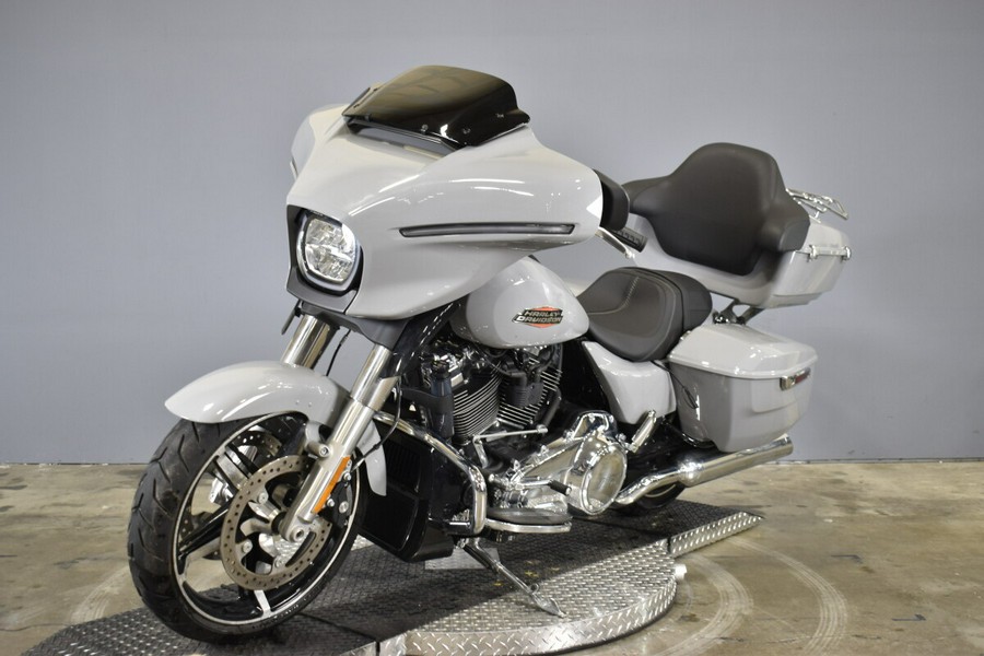 2024 Harley-Davidson Street Glide FLHX