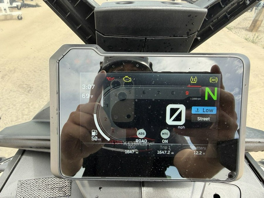 2024 KTM 890 SMT