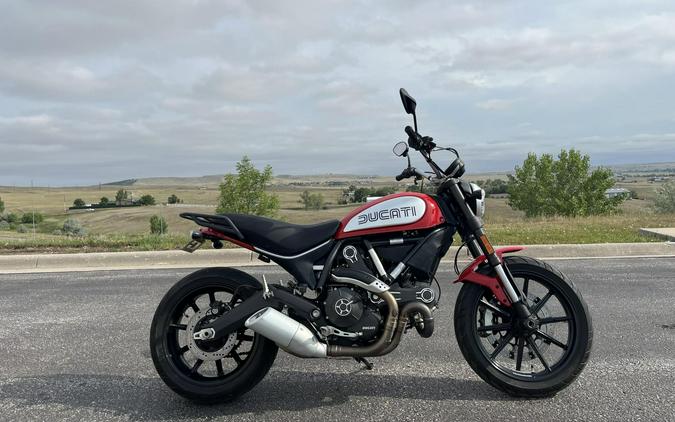 2015 Ducati Scrambler Icon