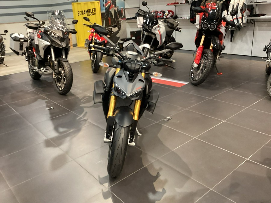 2024 Ducati Streetfighter V4 S