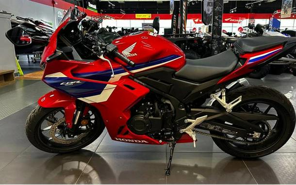 2025 Honda CBR500R ABS