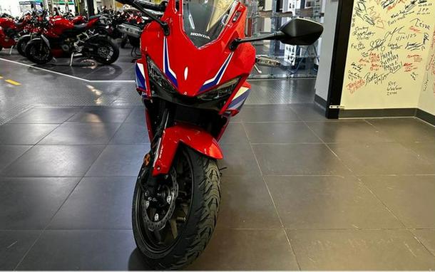2025 Honda CBR500R ABS