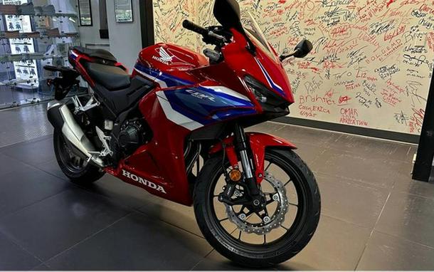 2025 Honda CBR500R ABS