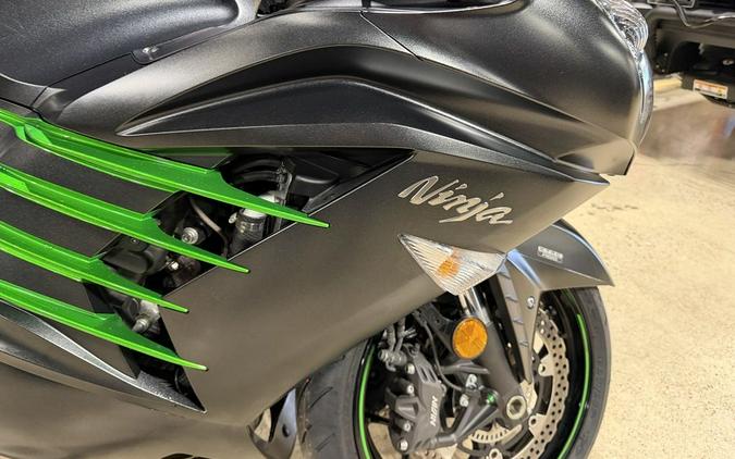 2015 Kawasaki Ninja® ZX™-14R ABS