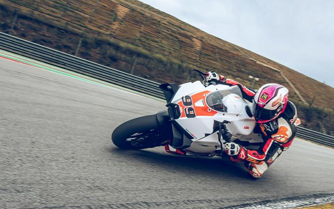 2026 KTM 990 RC R Black - TM913858