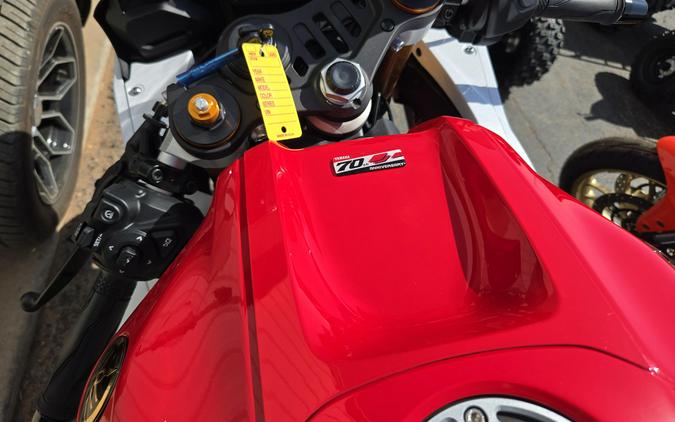 2026 YAMAHA YZF-R7 70TH ANNIVERSARY EDITION