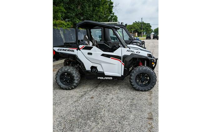 2021 Polaris Industries GENERAL 1000 Deluxe Ride Command White Lightning