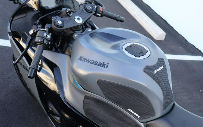 2025 KAWASAKI NINJA ZX636R