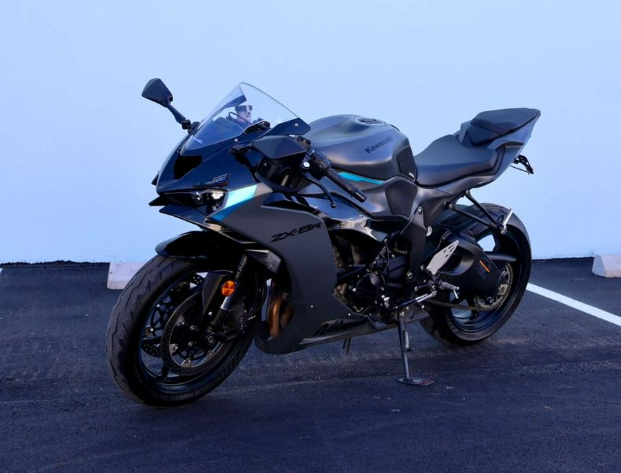 2025 KAWASAKI NINJA ZX636R