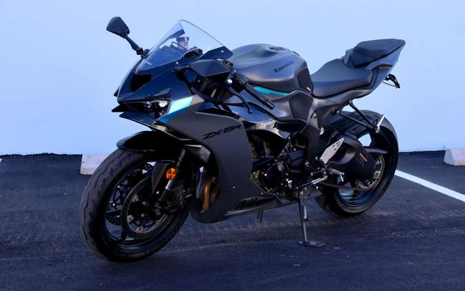 2025 KAWASAKI NINJA ZX636R