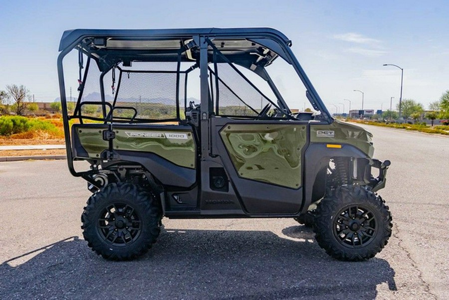 2026 Honda Pioneer 1000-5 Deluxe