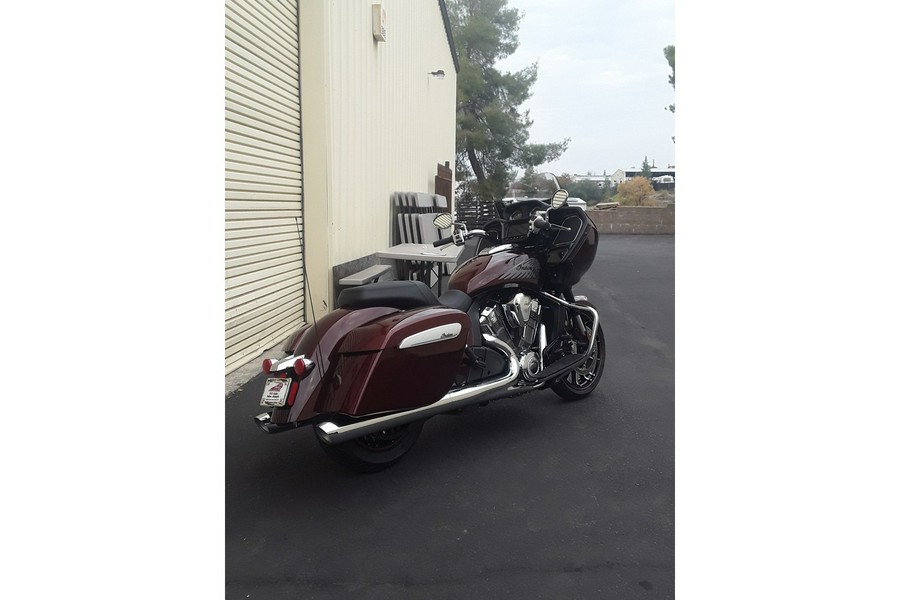 2023 Indian Motorcycle CHALLENGER LIMITED, MAROON METALLIC, CAL