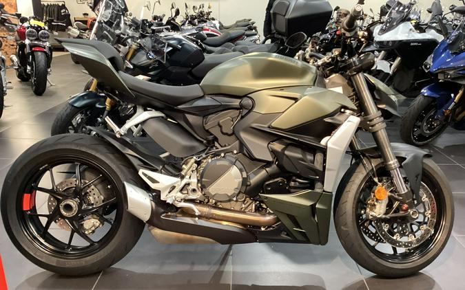 2023 Ducati Streetfighter V2