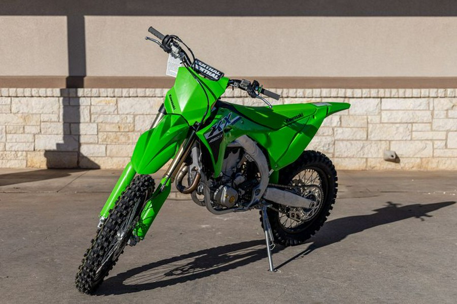 New 2025 KAWASAKI KX 450 LIME GREEN