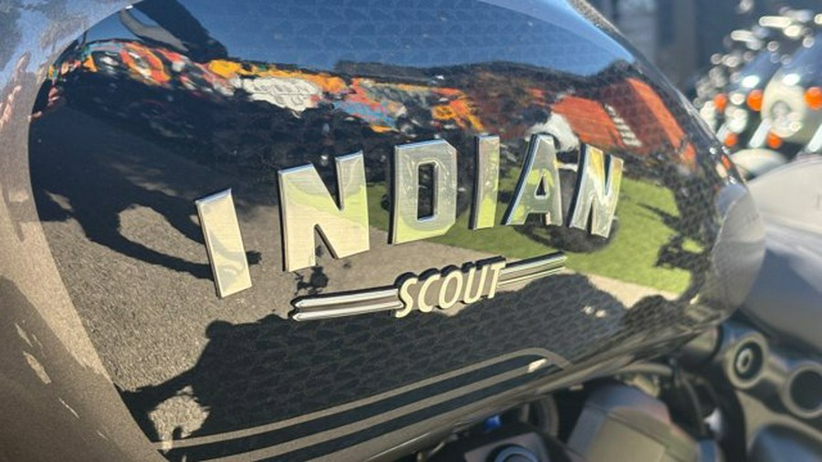 2026 Indian SCOUT BOBBER LTD TECH