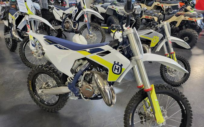 2022 Husqvarna Motorcycles TC 85 19/16