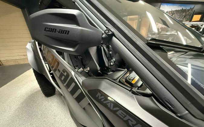 2024 Can-Am Maverick R X RS with Smart-Shox
