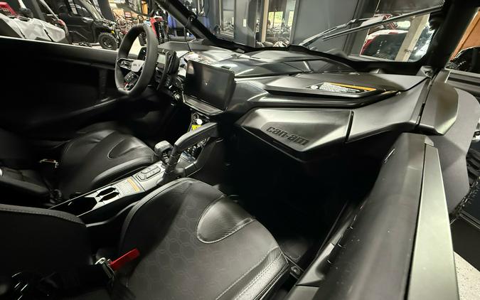 2024 Can-Am Maverick R X RS with Smart-Shox