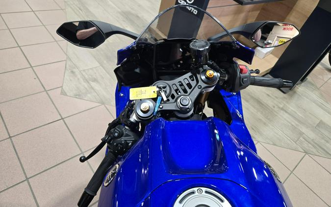 2026 YAMAHA YZF-R7