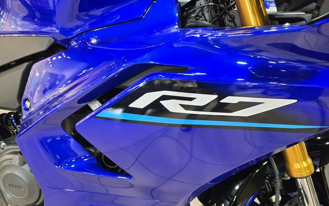 2026 YAMAHA YZF-R7