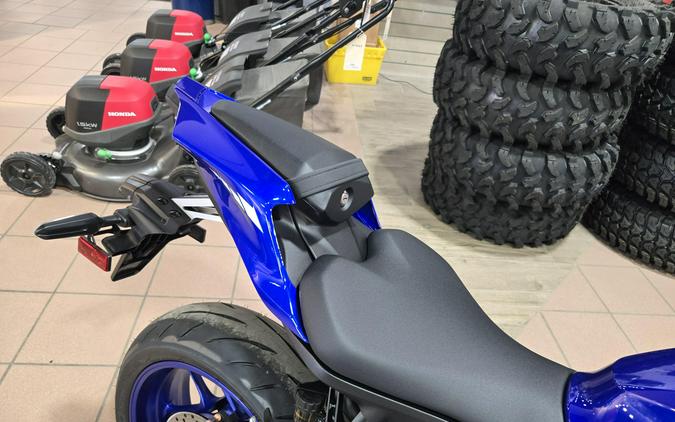 2026 YAMAHA YZF-R7