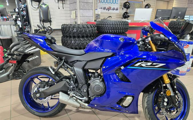 2026 YAMAHA YZF-R7