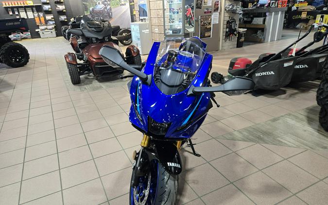 2026 YAMAHA YZF-R7