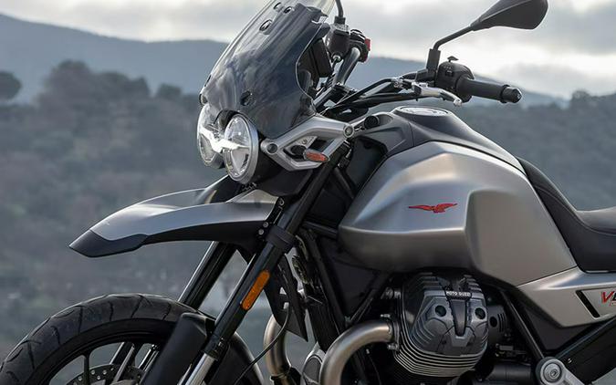 2025 Moto Guzzi V85 Strada