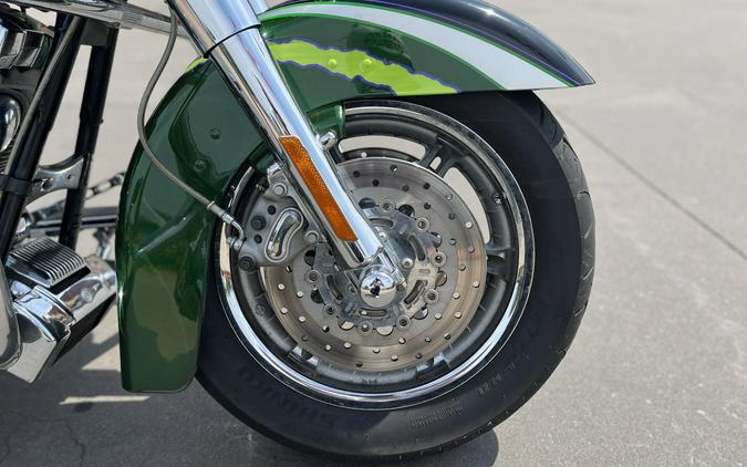 2006 Harley-Davidson® FLHTCU Screamin’ Eagle Ultra Classic Electra Glide EMERALD/GREEN 950394