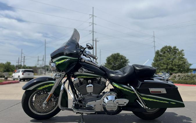 2006 Harley-Davidson® FLHTCU Screamin’ Eagle Ultra Classic Electra Glide EMERALD/GREEN 950394