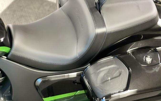 2026 Indian Motorcycle Chieftain® PowerPlus Dark Horse Signature Series