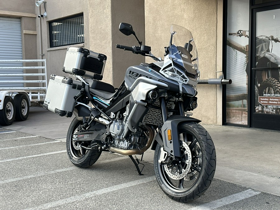 2023 CF MOTO IBEX 800-S